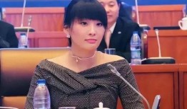 宗馥莉最新消息爆料,揭秘丽人丽妆的转型之路与未来战略